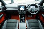 Volvo XC40 T5 R-Design 2018 года (JP)